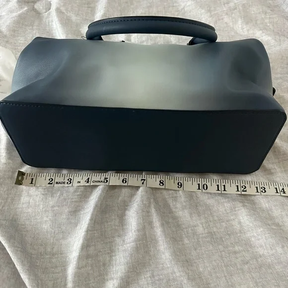 Simply Vera Wang Shoulder Bag Medium Blue Vegan Leather Crossbody Purse NWT - Picture 6 of 7